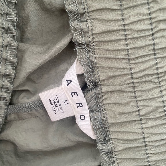 AERO NWT Army Green and Pink Windbreaker zip up and shorts athletic set - Picture 6 of 7